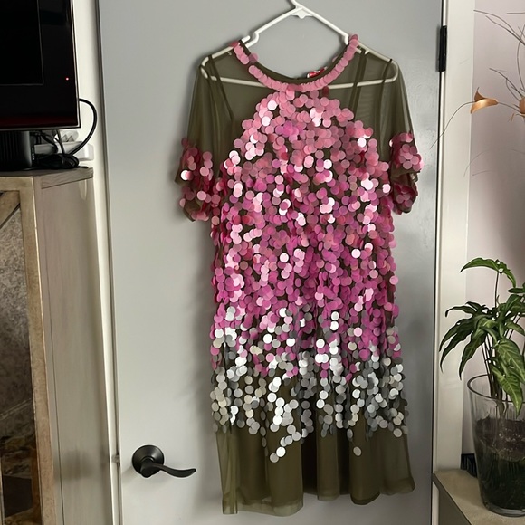 France’s Valentine Rodin meshed sequins dress, size L, new - Picture 3 of 7